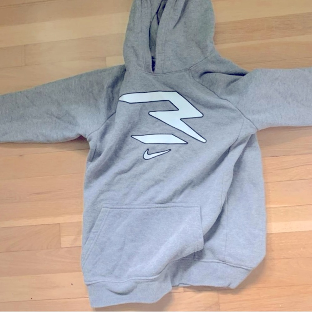nice comfy hoodie for the upcoming fall and winter